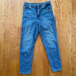 Levi mom jeans